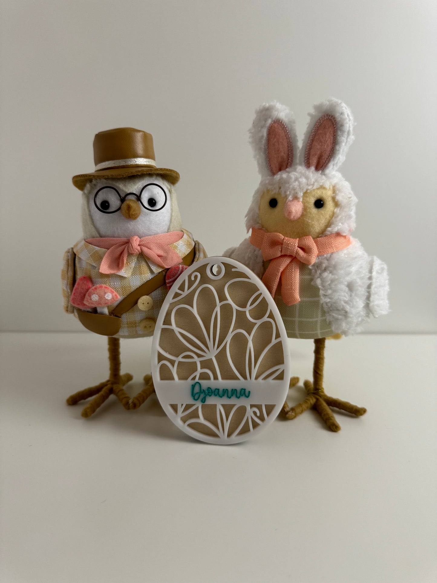 Personalized Egg Easter Basket Tag - Tulip Design